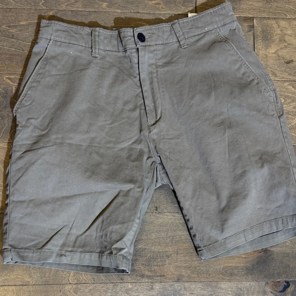 Classic Tan Men's Flat Front Shorts